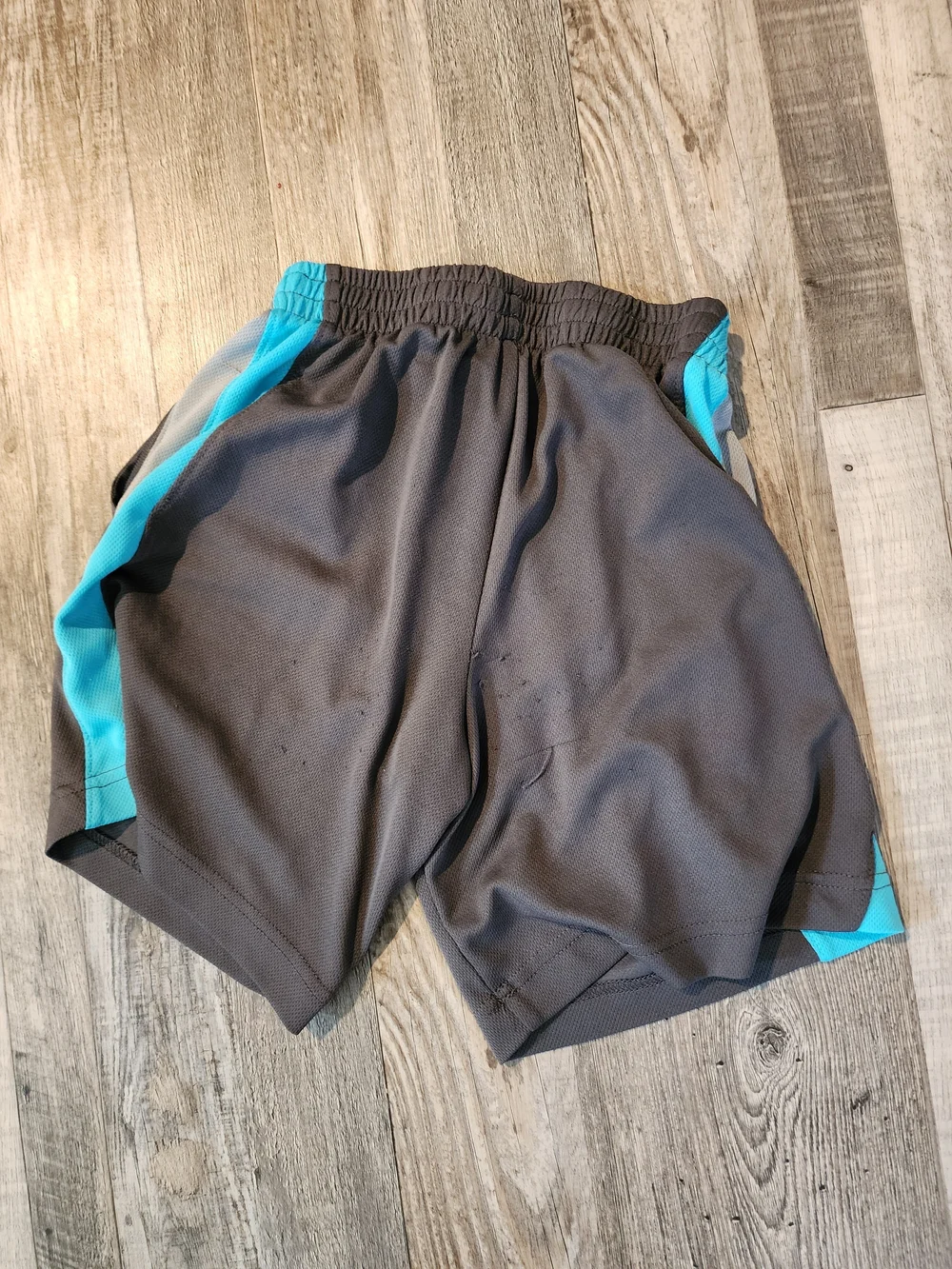 lululemon athletica Men's Gray Athletic Shorts with Teal Panels